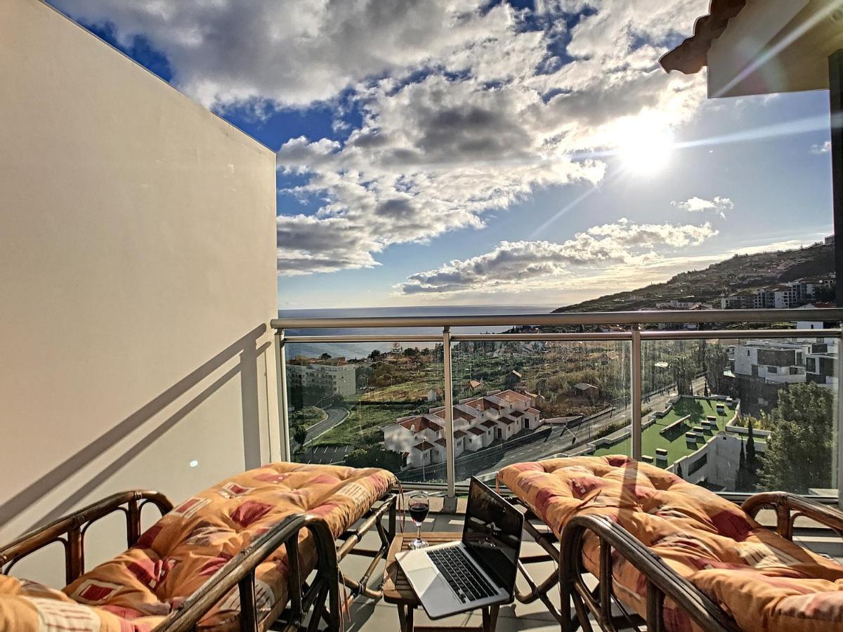Penthouse Paradisus By Lovelystay Caniço Extérieur photo