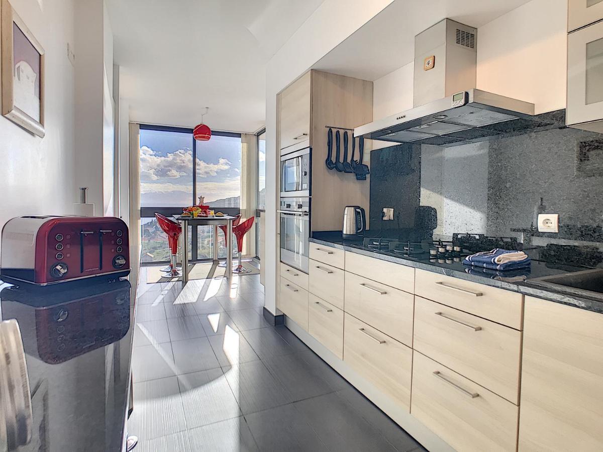 Penthouse Paradisus By Lovelystay Caniço Extérieur photo