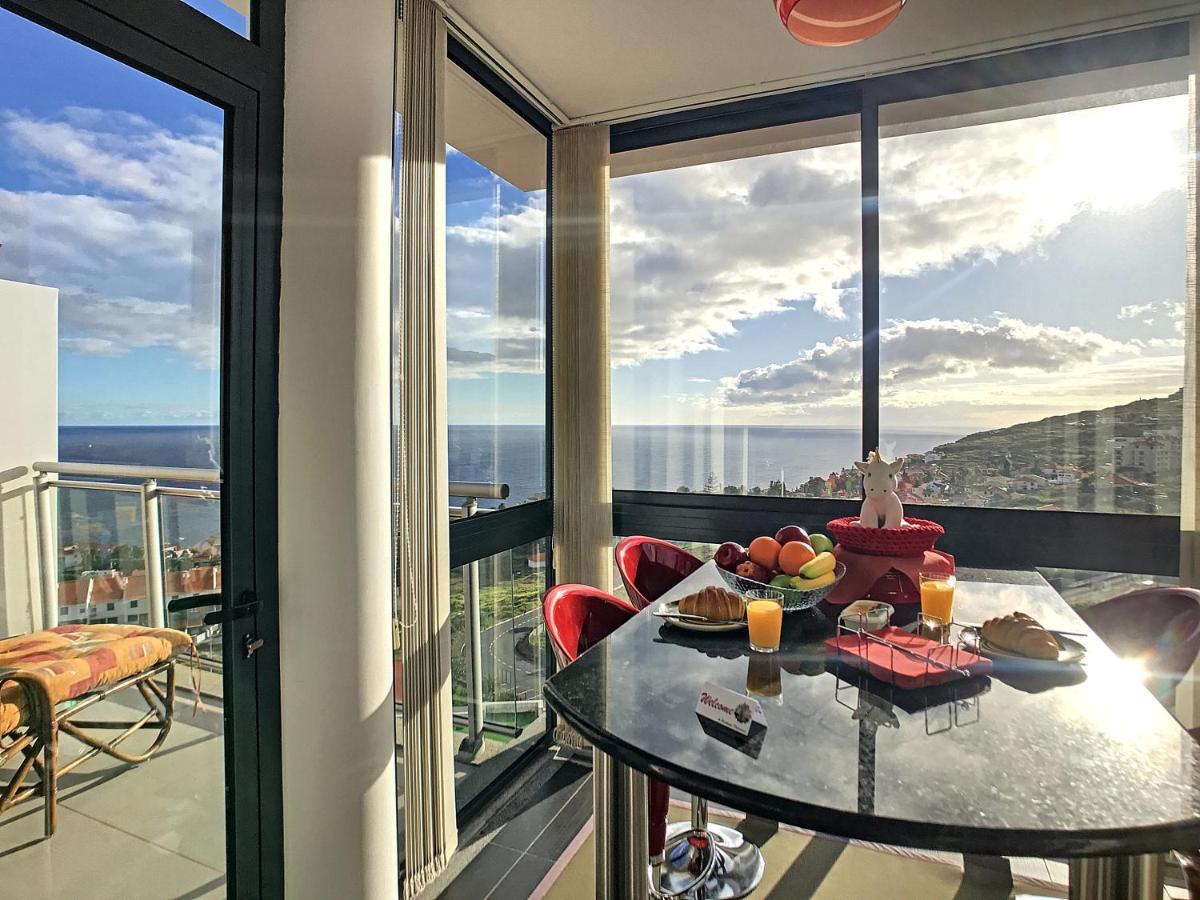 Penthouse Paradisus By Lovelystay Caniço Extérieur photo
